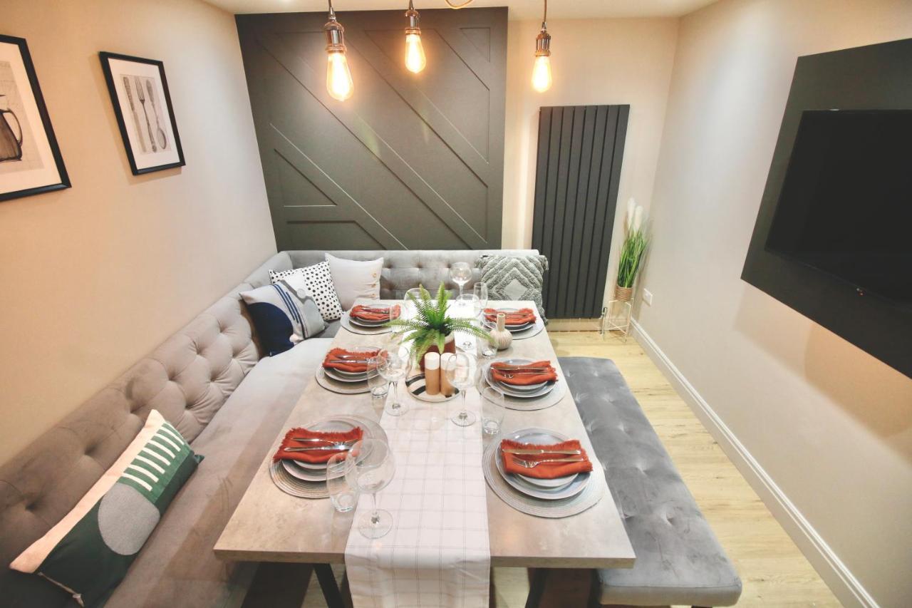 בלקפול Xxhot Tubxx 4Bed Semi, Sleeps 8, 2 Bathrooms מראה חיצוני תמונה