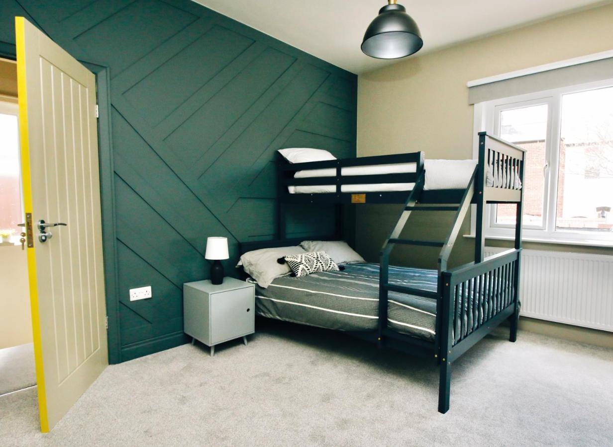 בלקפול Xxhot Tubxx 4Bed Semi, Sleeps 8, 2 Bathrooms מראה חיצוני תמונה